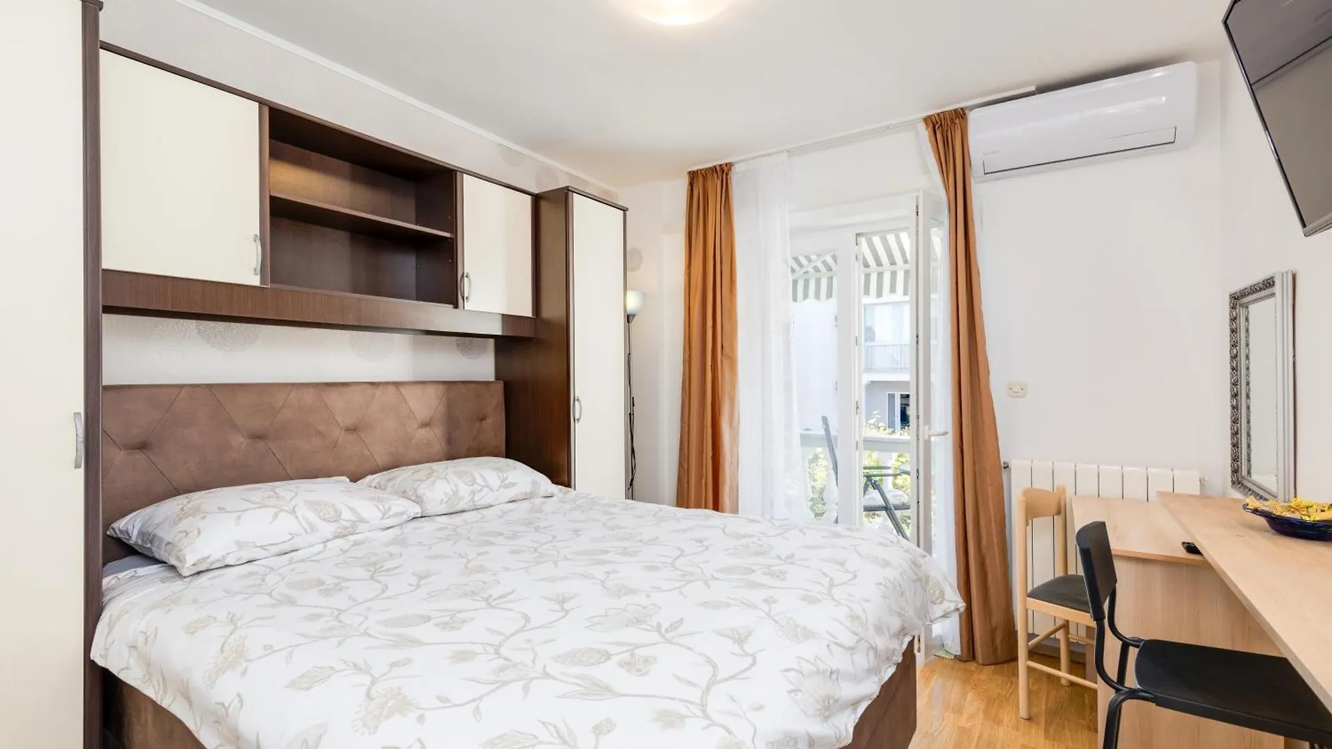 Apartment & Rooms Ivica Krk Town Chorvatsko